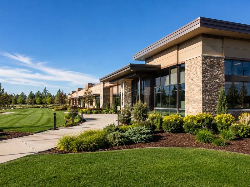 commercial landscape maintenance
